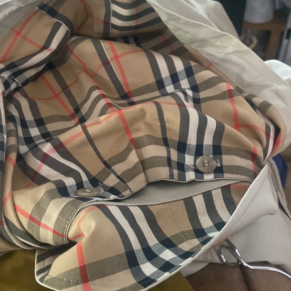 Authentic Burberry London hooded trench coat made in USA - Picture 7 of 7